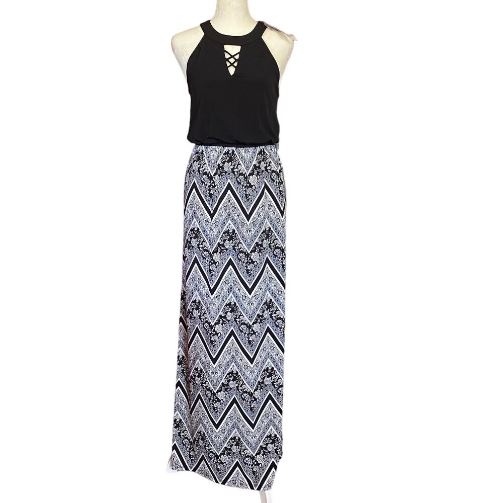 Three Pink Hearts women's black and white halter top sleeveless long maxi dress